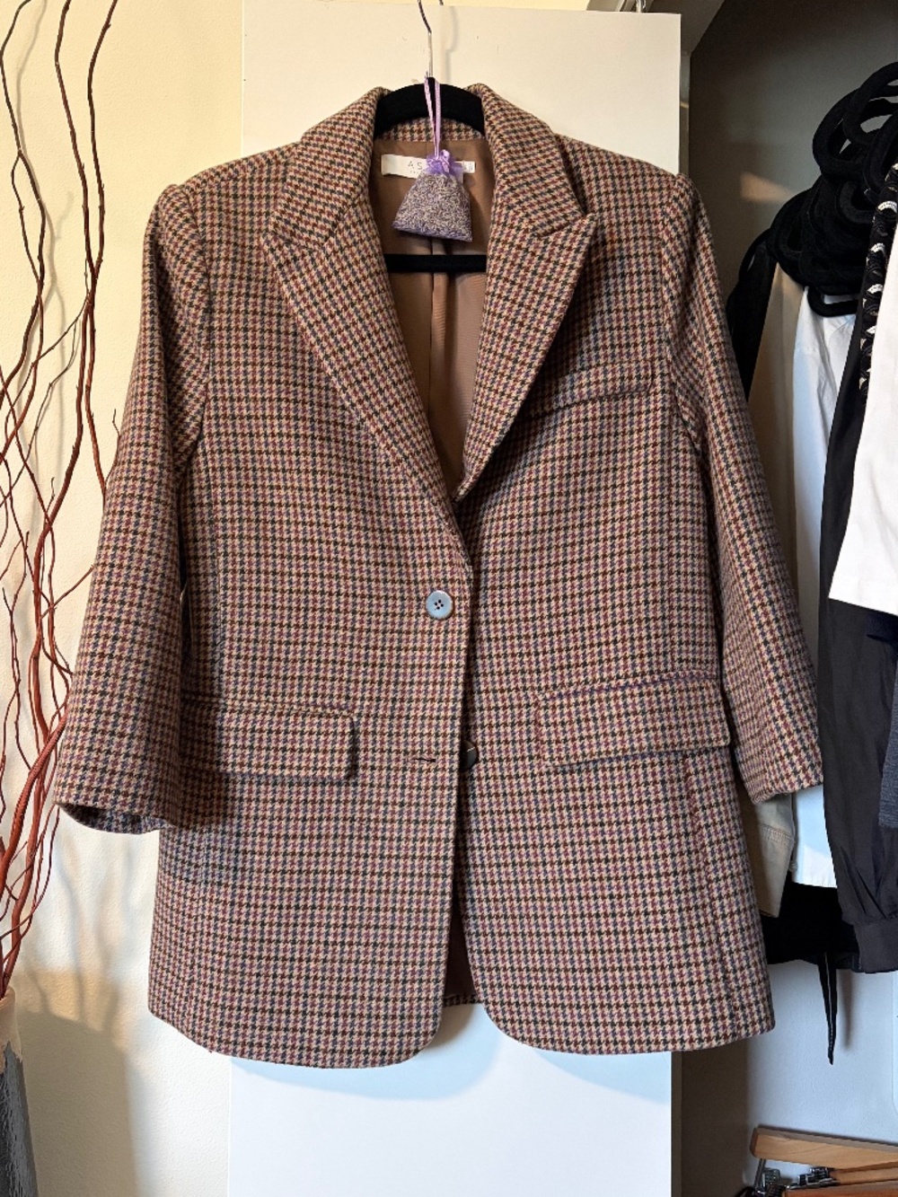 NEVERWORN wool blazer